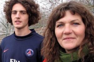 必发-拉比奥特母亲炮轰马赛：格林伍德打女友还能踢球，我儿子呢？