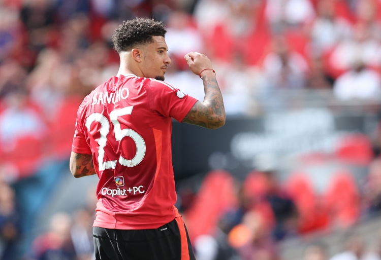 罗马诺：桑乔正式拒绝罗马！曼联原本已准备接受后者2000万镑报价